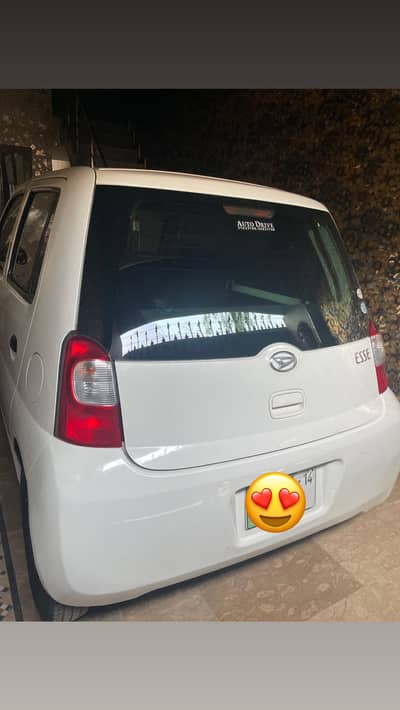 Daihatsu Esse 2011