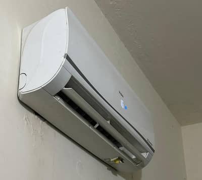Haier 1 Ton Inverter AC, Good Condition