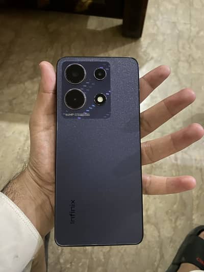 Infinix Note 30