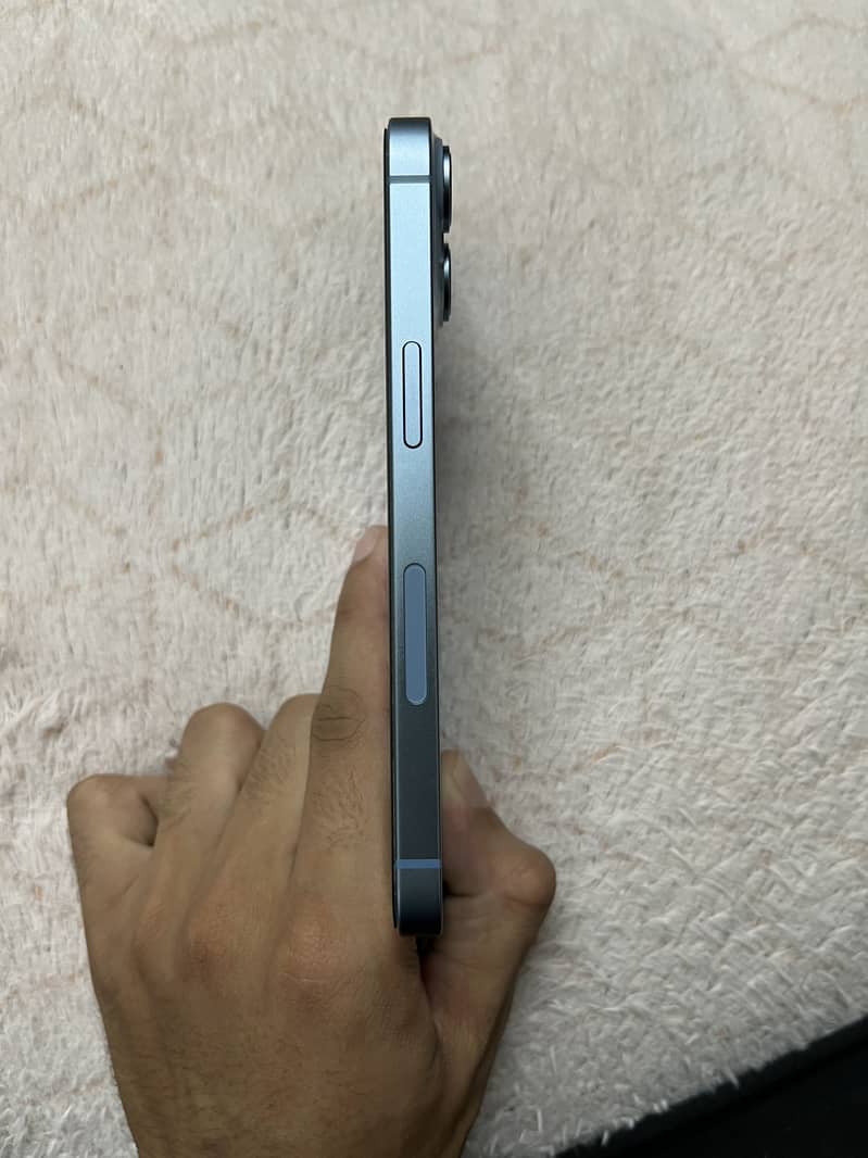 Apple iPhone 14 4