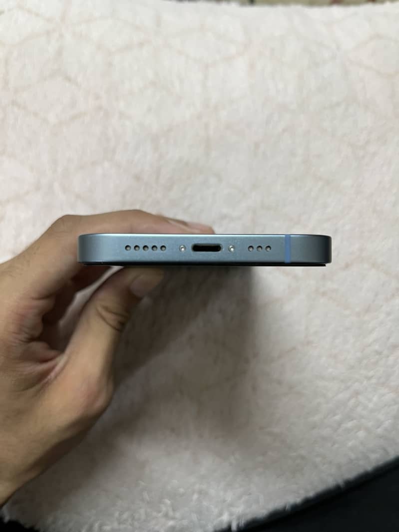 Apple iPhone 14 5