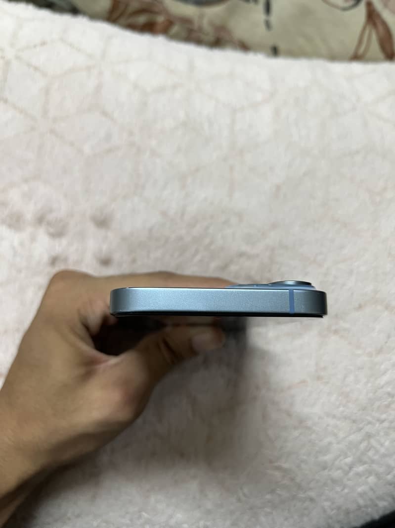 Apple iPhone 14 6