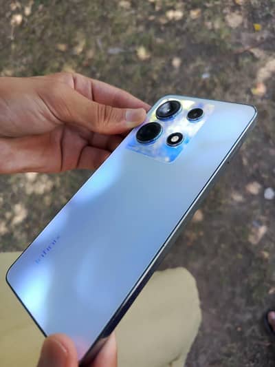 Infinix Note 30