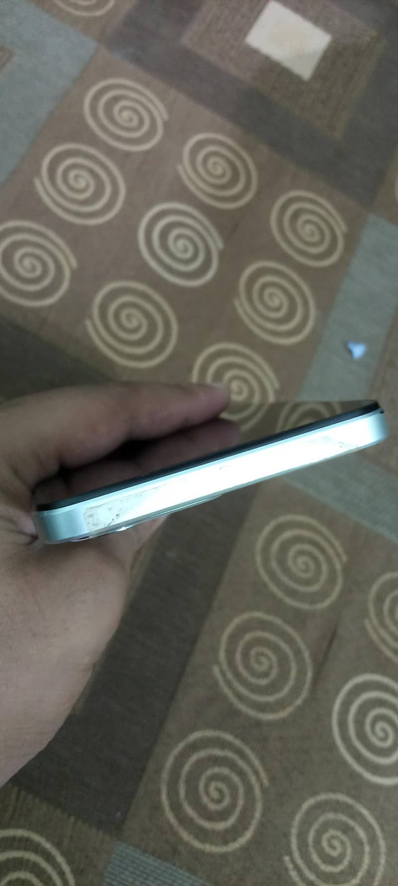 Realme C71 4