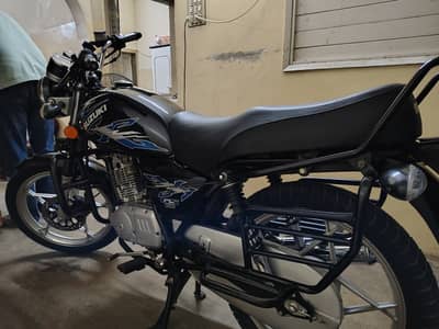 Suzuki GS 150 SE 2022