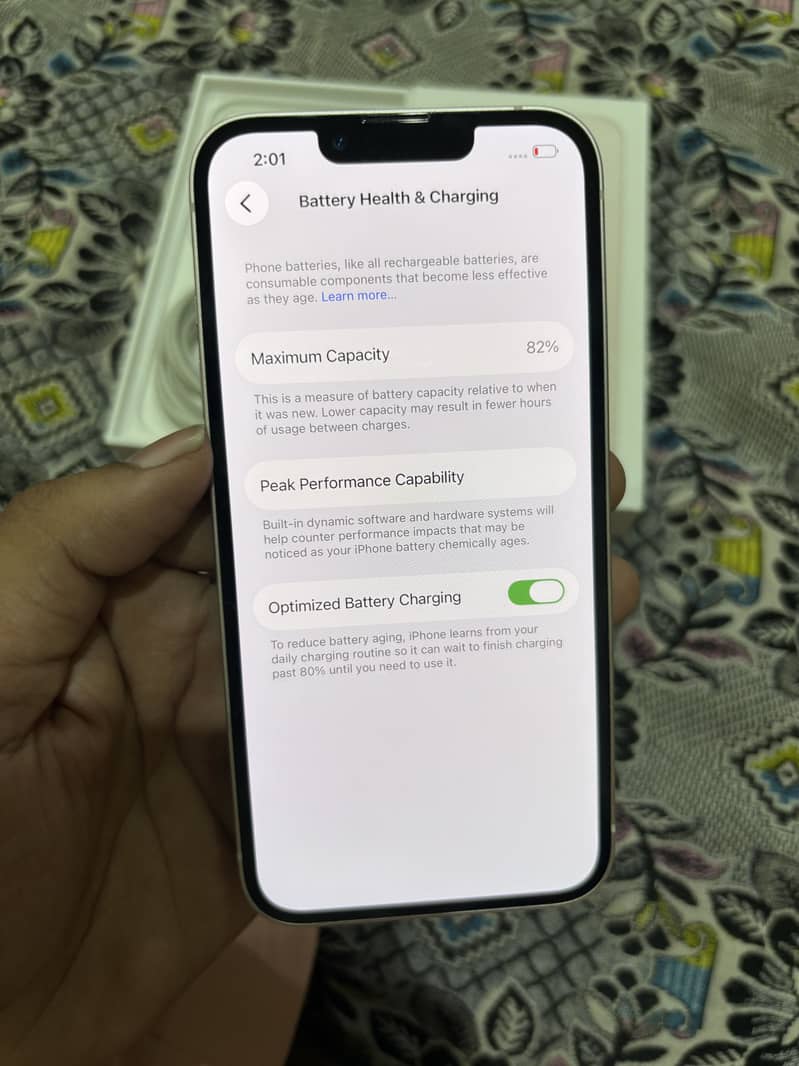 iPhone 13 4