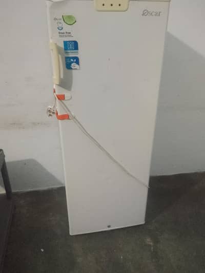please urgently sale this freezer