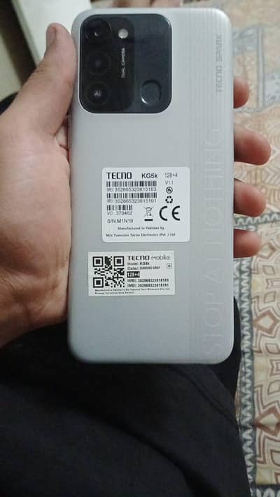 Tecno Spark 8C Mobile with Box
