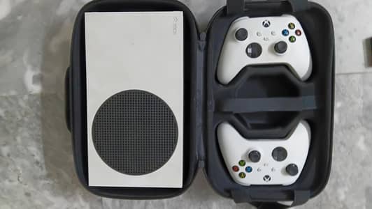 XBox Series S with Extra Controller and Rugged Packing Case and Box