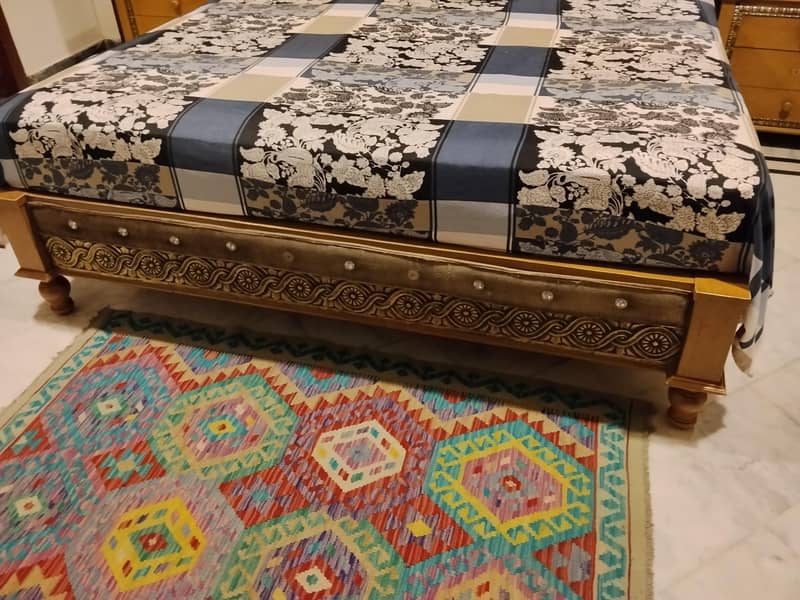 bed set with dressing table 4