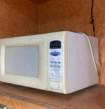 Dawlance microwave oven