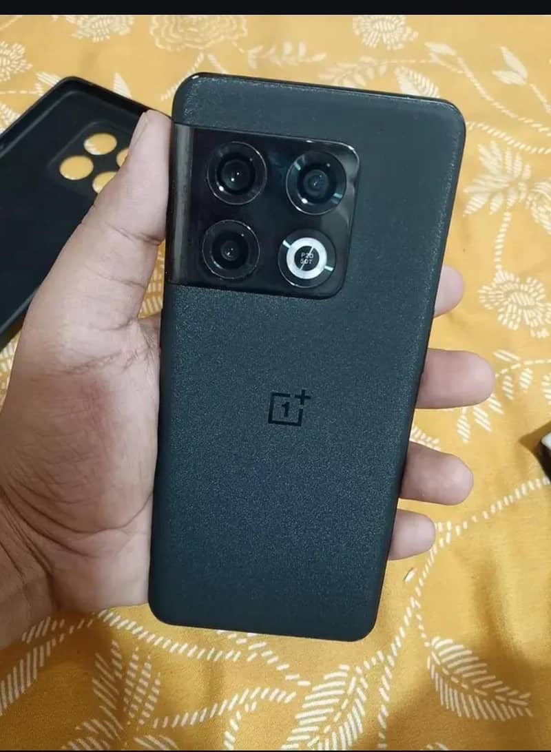 One Plus 10 Pro 0