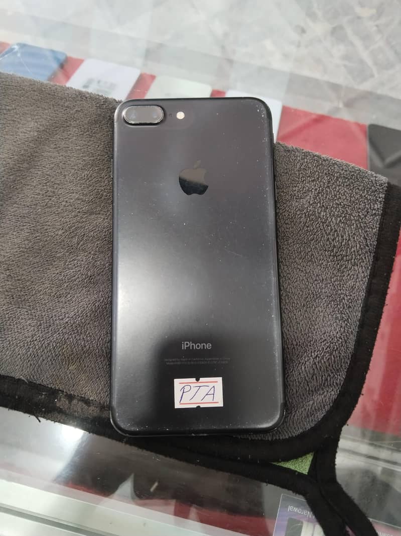 Apple iPhone 7 Plus 0