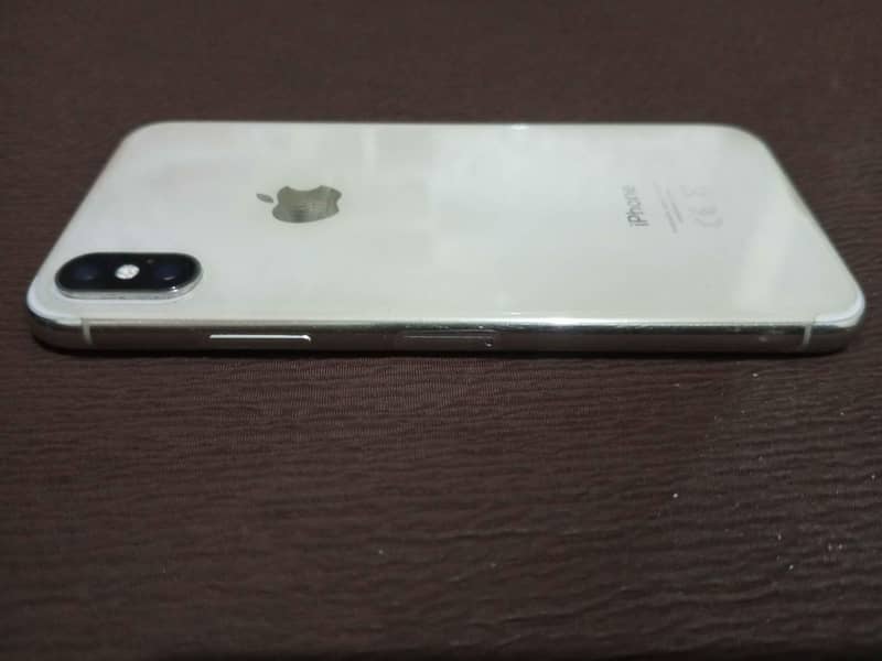 Apple iPhone X 3