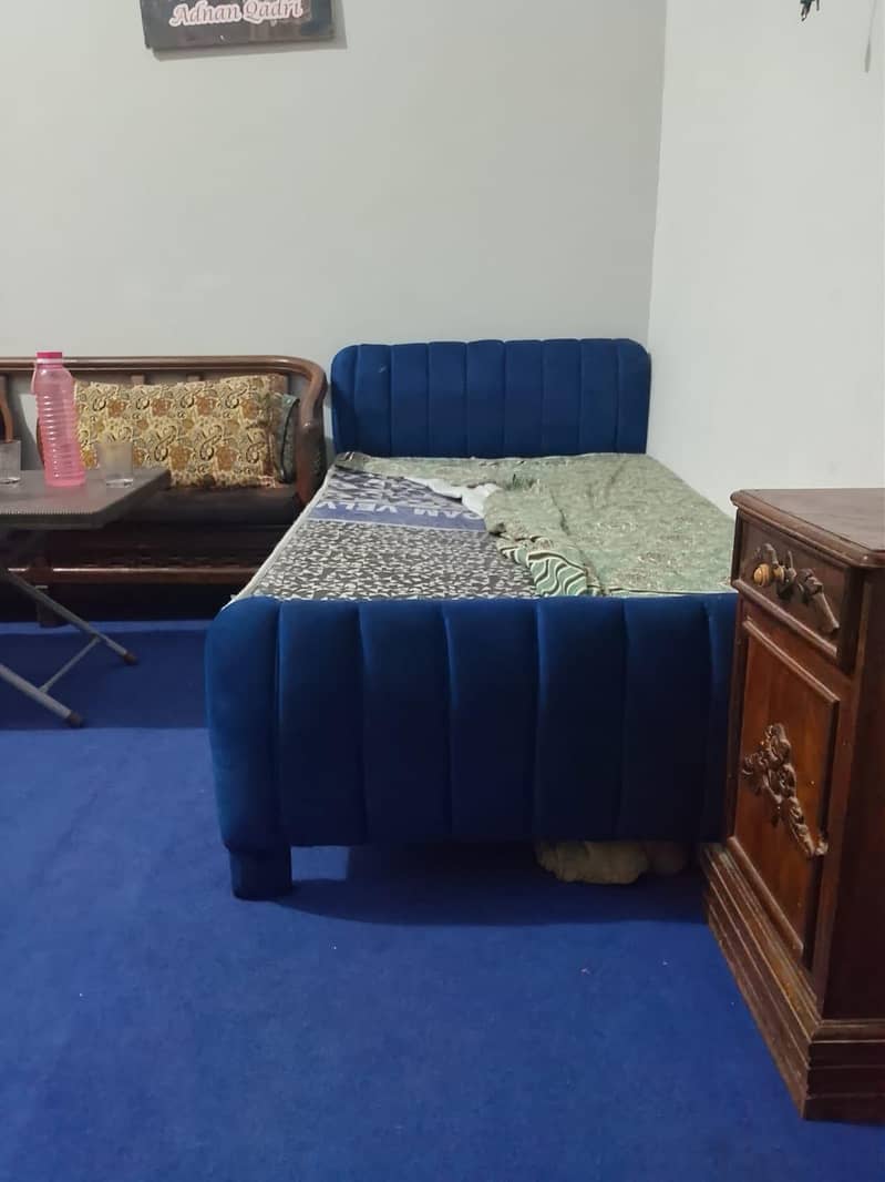 2 single beds 1