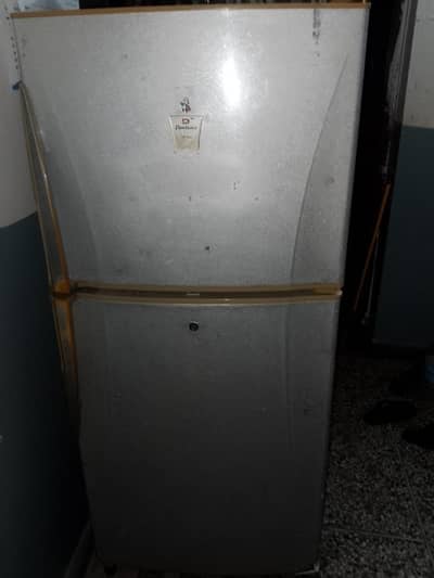 Dawlance fridge for sale