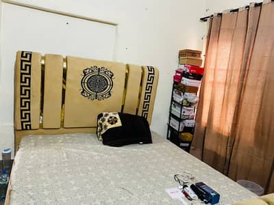 Furnished room available for rent in E11 in ground floor