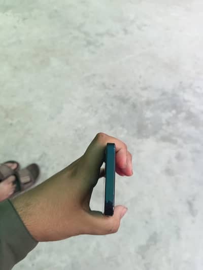 Apple iPhone 12 mini