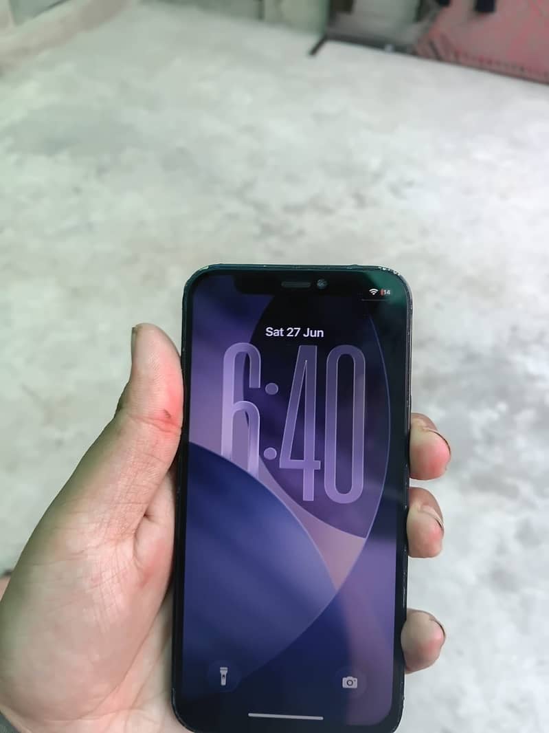 Apple iPhone 12 mini 3
