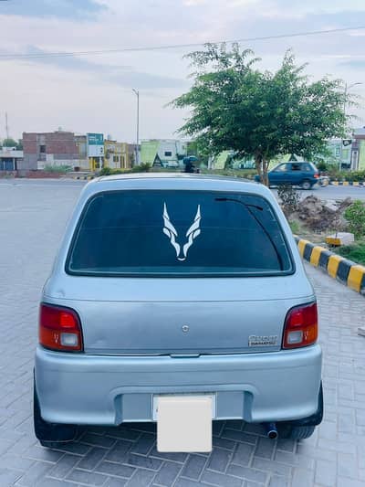 Daihatsu Cuore 2010