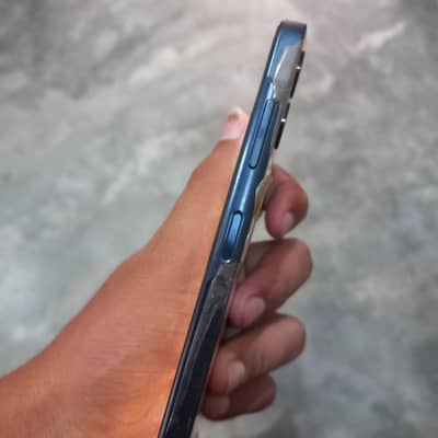 Samsung Mobile A06