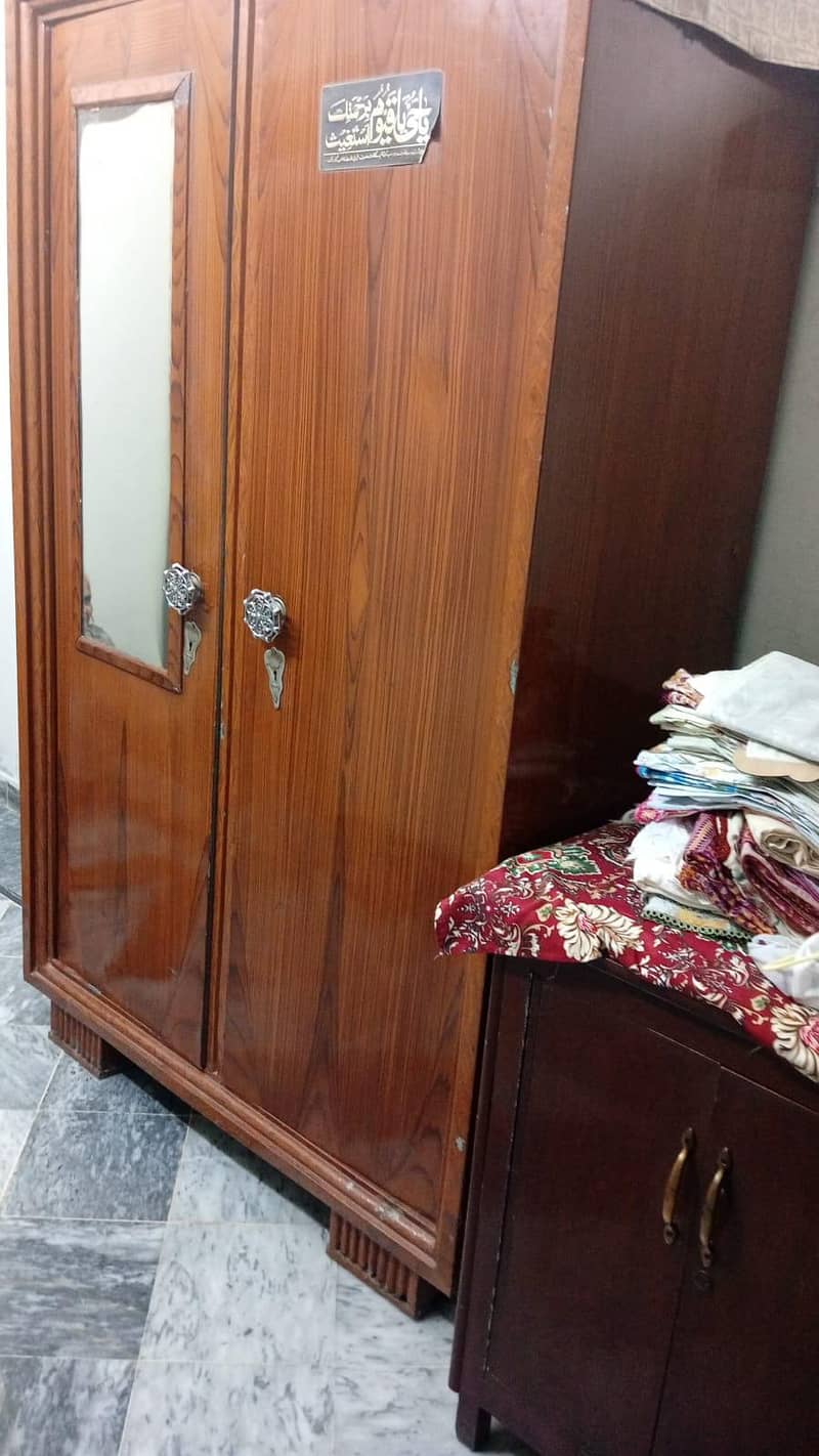2 Door Wardrobe with Mirror – Solid Condition 0