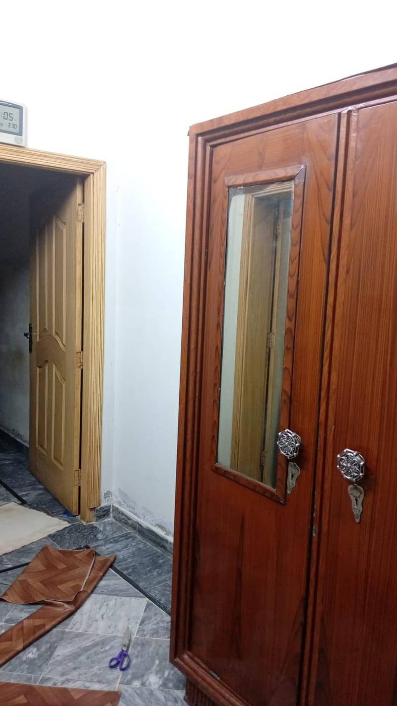 2 Door Wardrobe with Mirror – Solid Condition 5