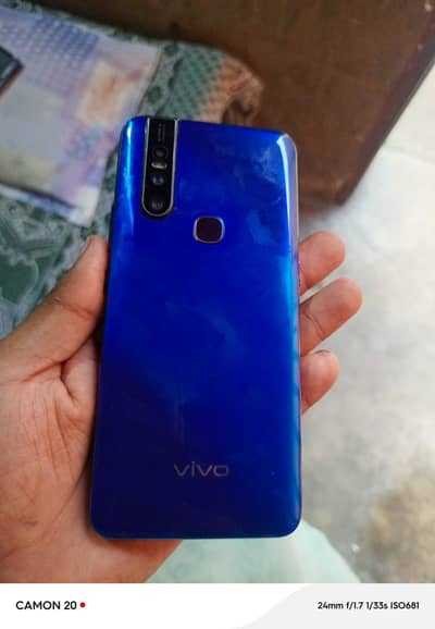 Vivo V15