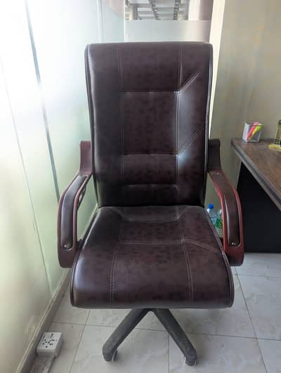 Office Furniture For Sale