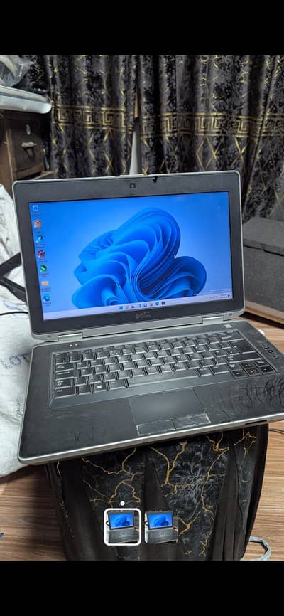 Dell laptop i5 3 generation 8 ram 512