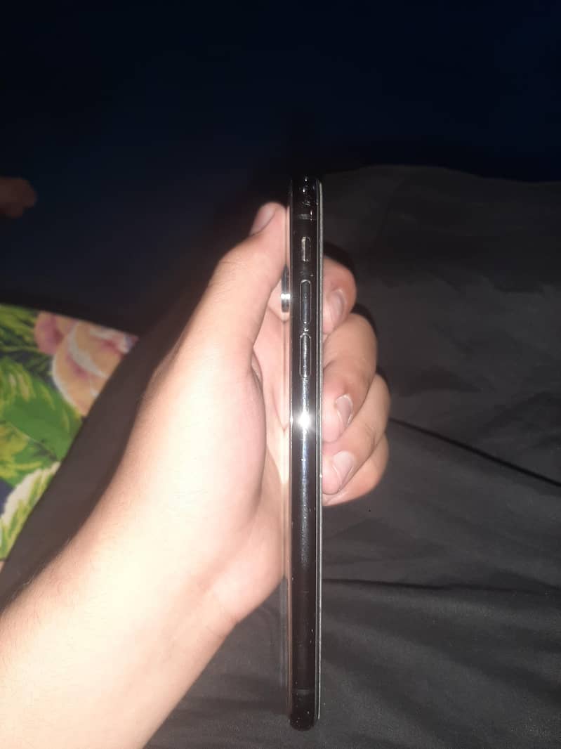 Apple iPhone X 7