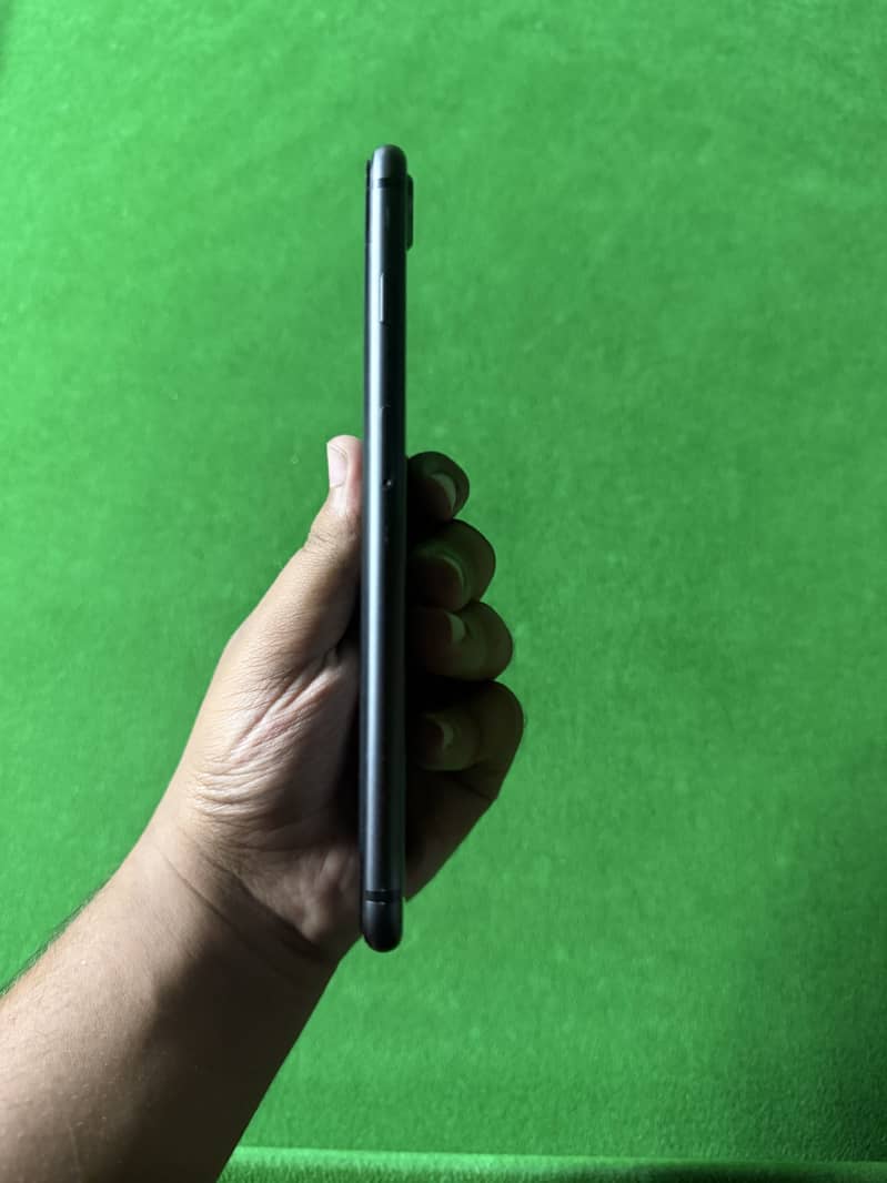 Apple iPhone 8 Plus 8