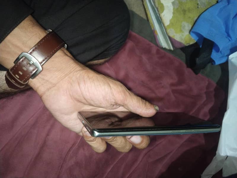 Tecno CAMON 40 Pro 4