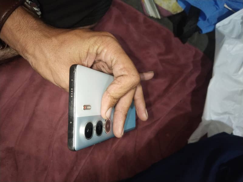 Tecno CAMON 40 Pro 5