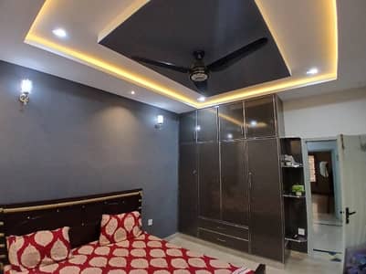 1.5 dreh kanal ground prortion for rent seprate electric gate ka sath