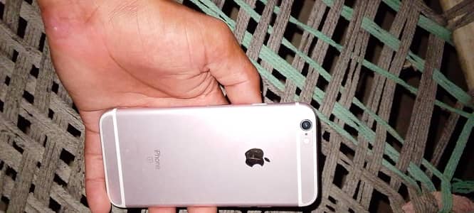 Apple iPhone 6S