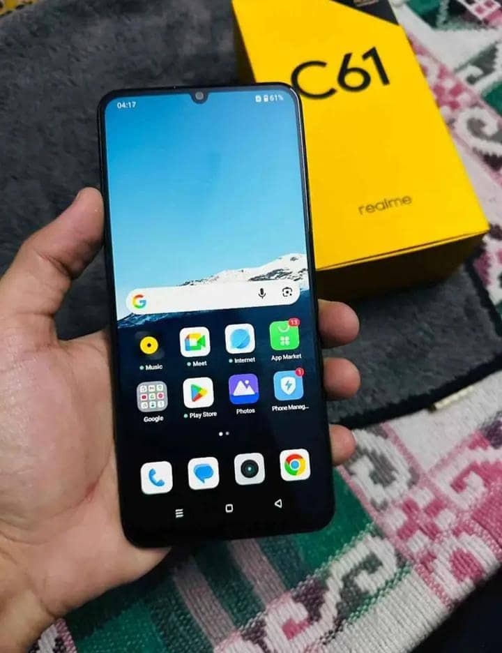 Realme C61 7
