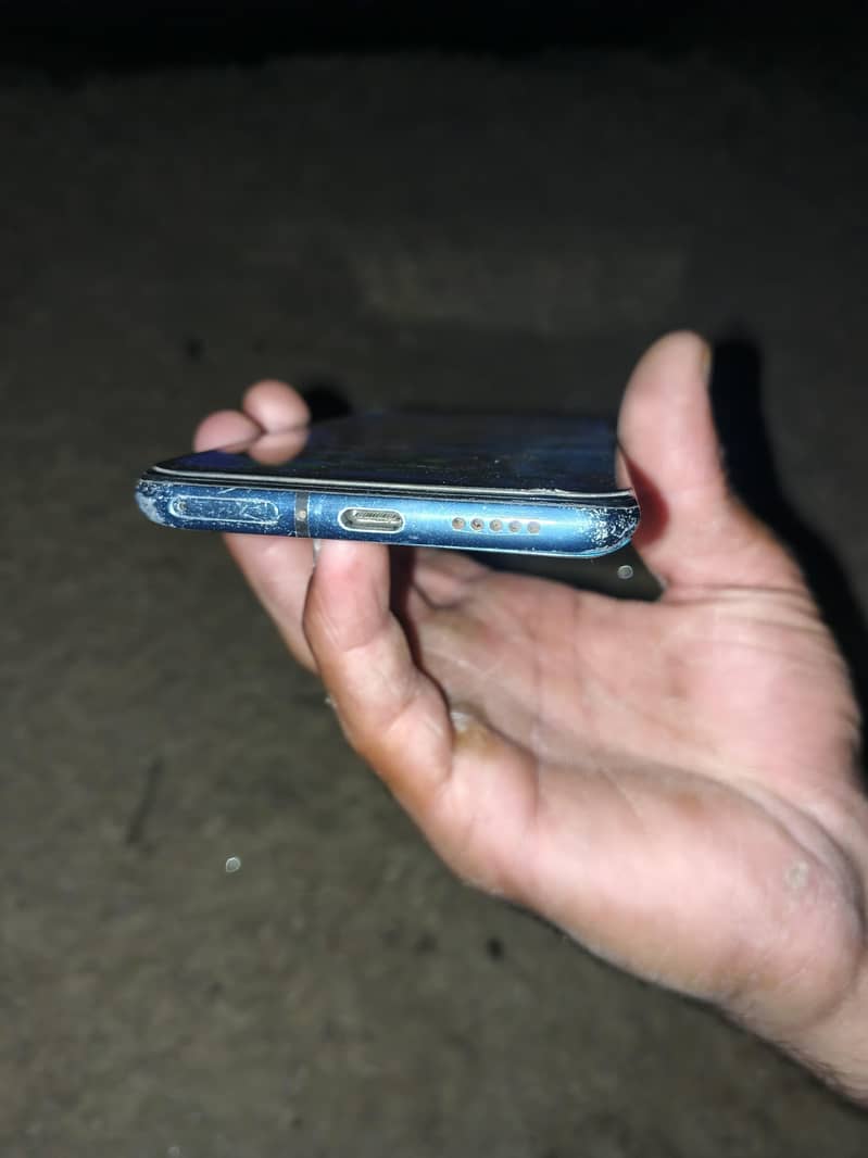 One Plus 7T 4