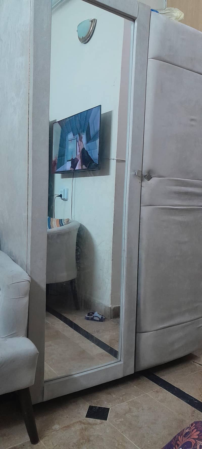 2 side wardrobe 0