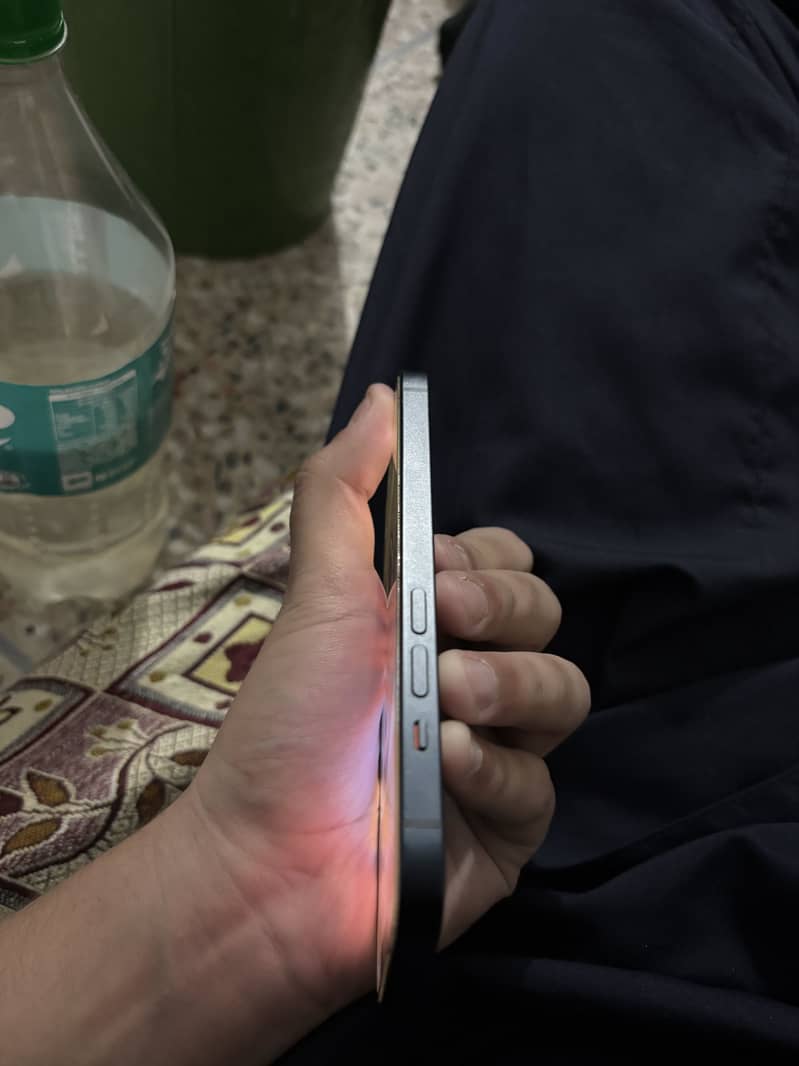 iPhone 14 1