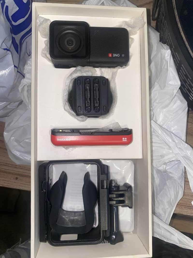 Insta 360 2