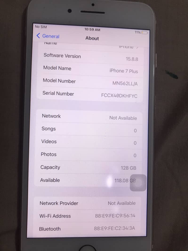 Apple iPhone 7 Plus 0