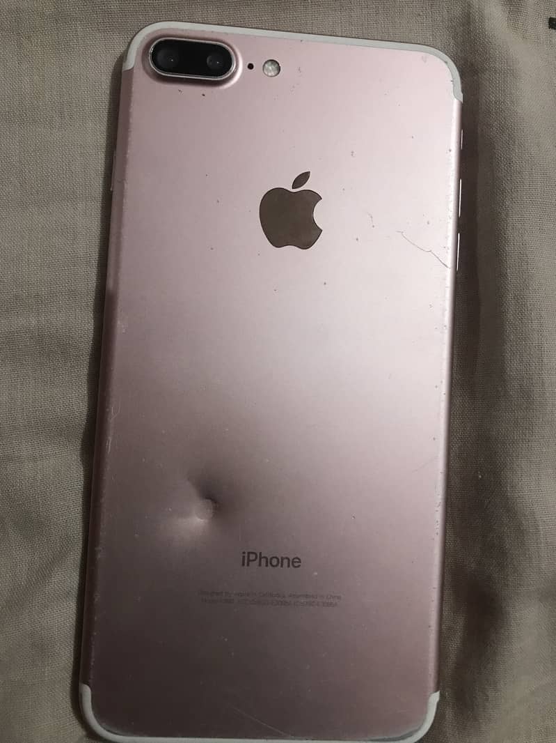 Apple iPhone 7 Plus 1