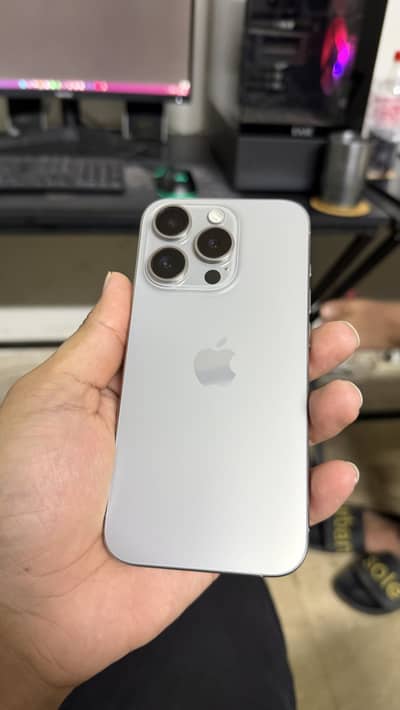 Apple iPhone 15 Pro