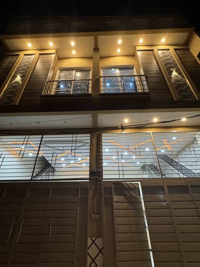2.75 Marla Portion Available For Rent Near To Ferozpur Road Metro Bus Station