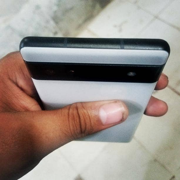 Google Pixel 6a 4
