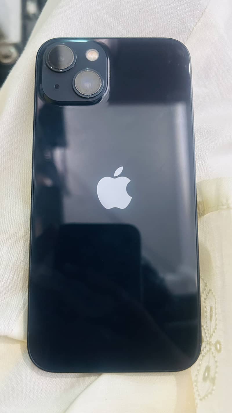 Apple iPhone 13 2