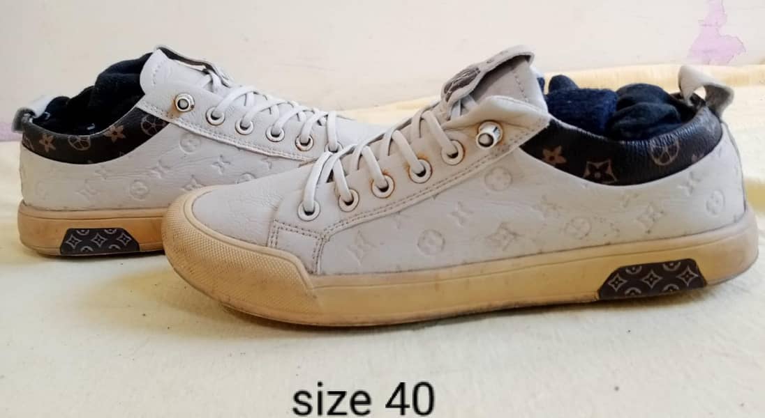 shoes 17