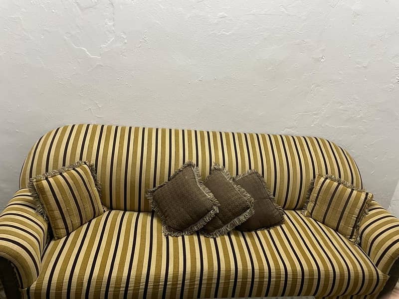 Sofa set 0