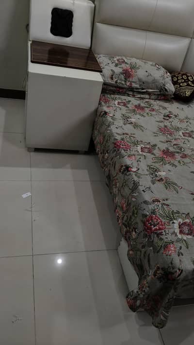 king size bed